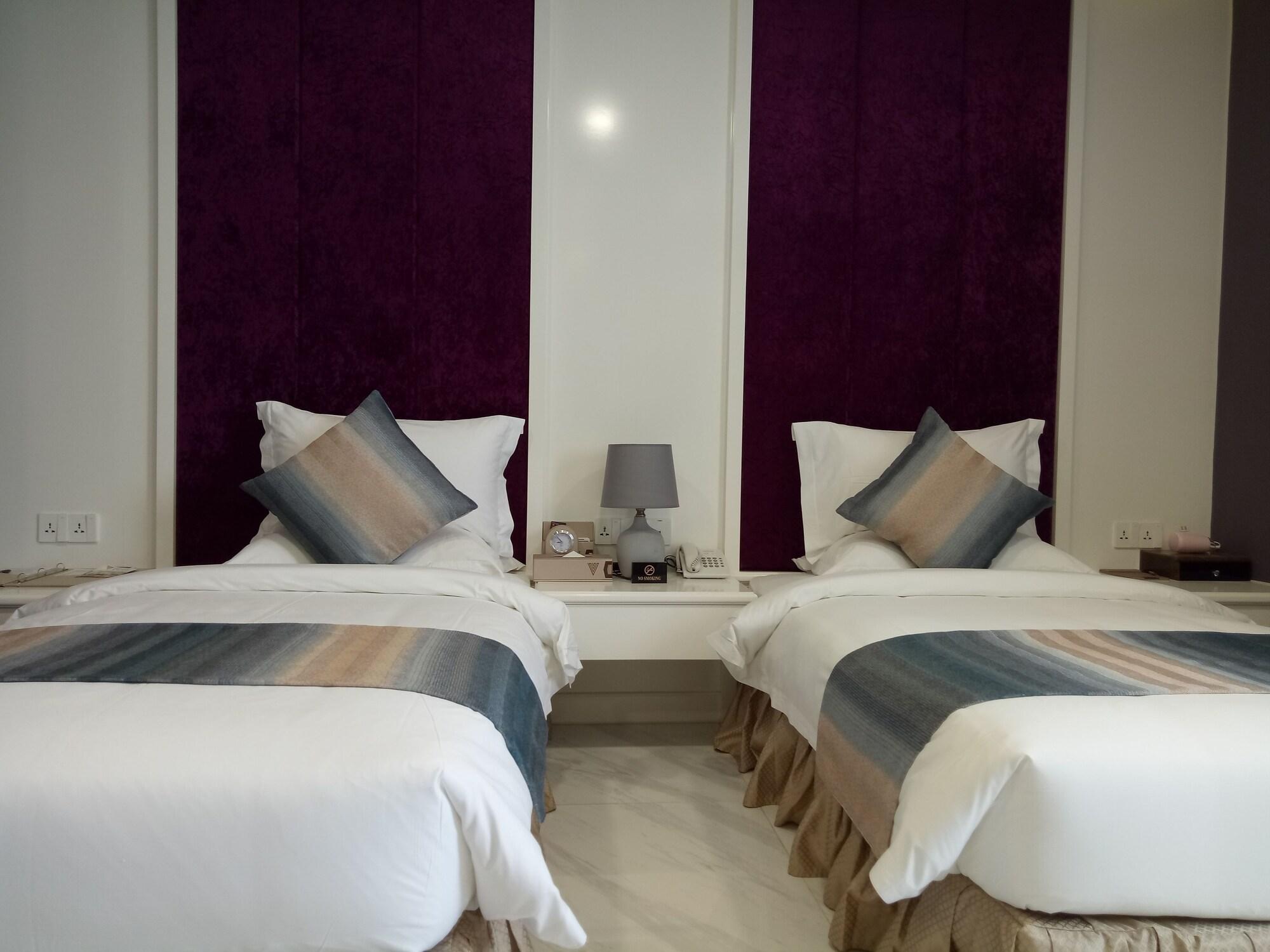 V Boutique Hotel Phnom Penh Eksteriør billede