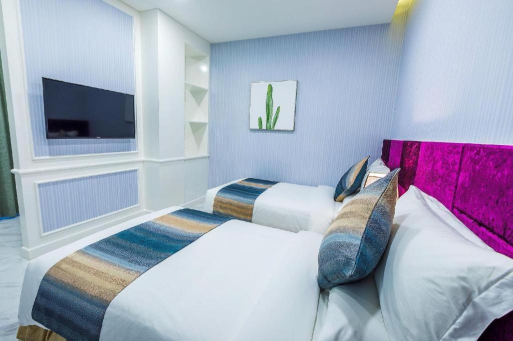 V Boutique Hotel Phnom Penh Eksteriør billede