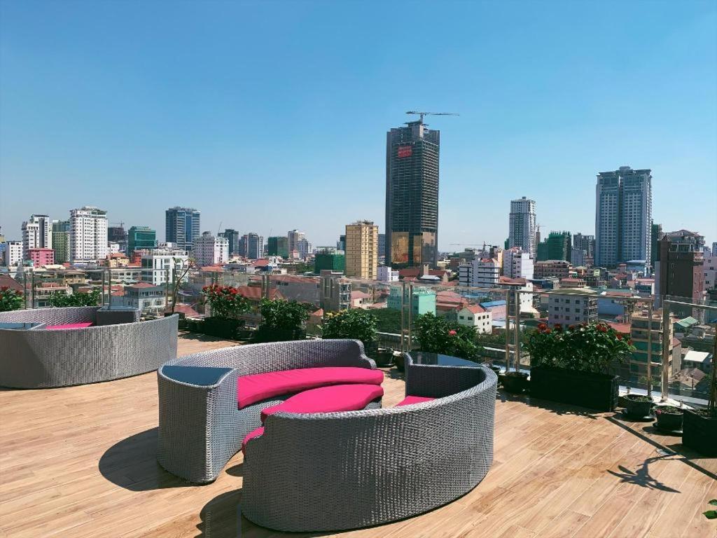 V Boutique Hotel Phnom Penh Eksteriør billede