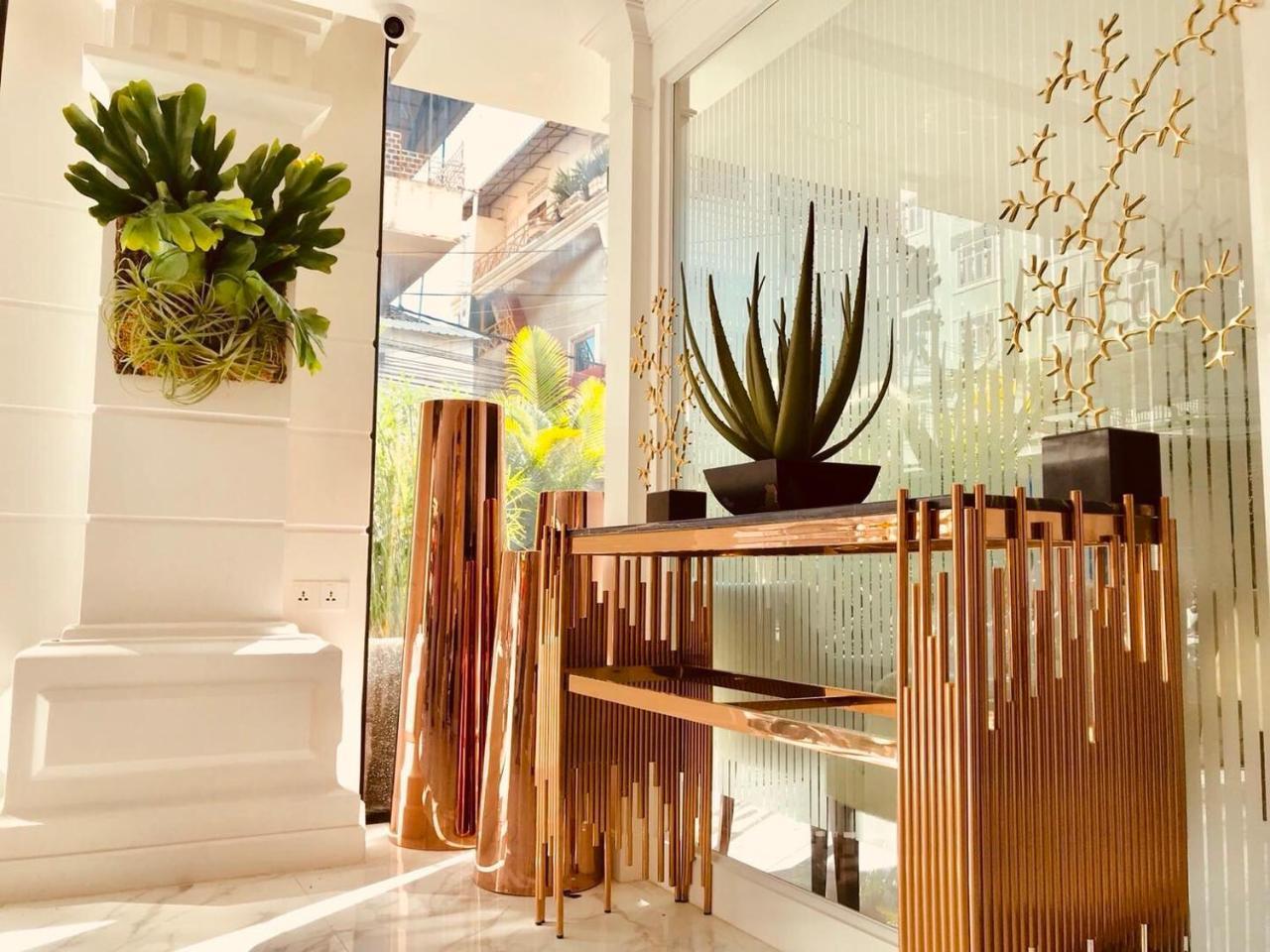 V Boutique Hotel Phnom Penh Eksteriør billede